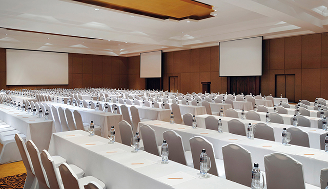 Mövenpick Resort And Spa Karon Beach Phuket